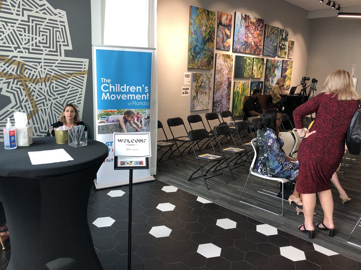 CMF_Gerrit's tweet photo. Had a great time at the No Small Matter screening organized by Thrive by Five Tampa Bay! https://t.co/wZ3rNTS4Dz