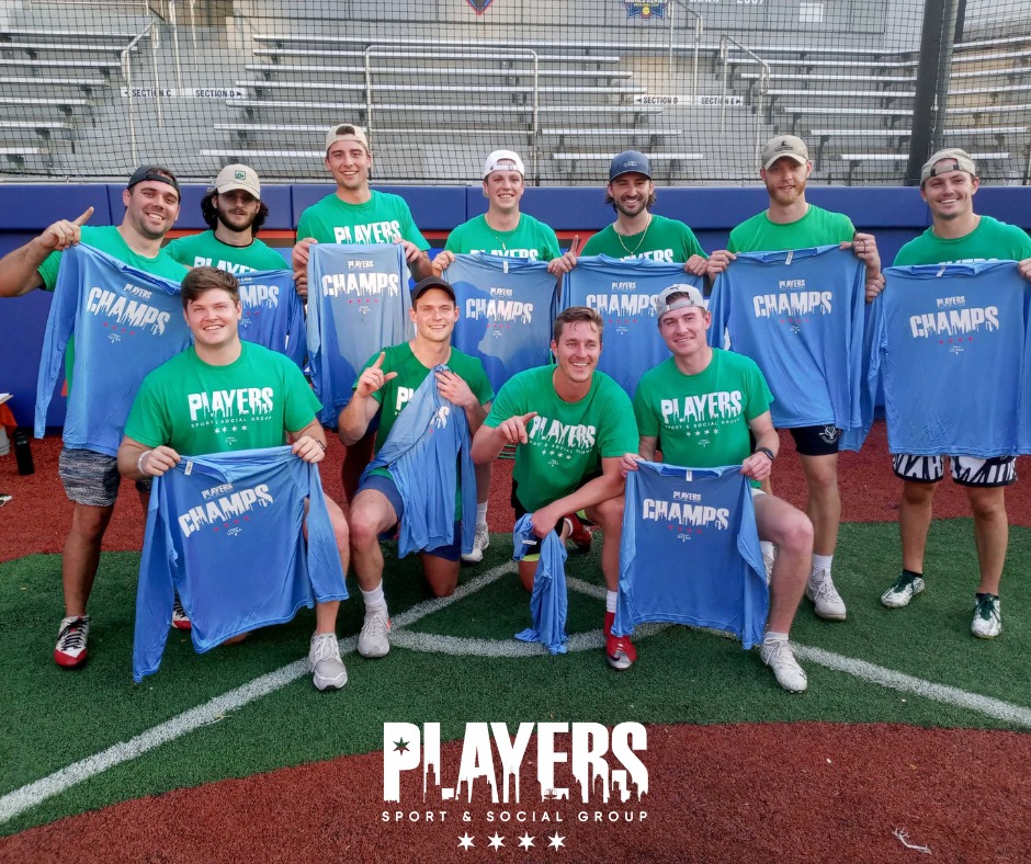 PlayersChicago's tweet photo. Fall Ball is back bb 🍂 Enjoy what's left of the outdoor seasons - Basketball. Bowling. Cornhole. Kickball. Flag Football. Soccer. Softball. Indoor &amp; Outdoor Volleyball AAAND Tournaments! Sign up 👉 https://t.co/JLrx8twCqq https://t.co/jUlq20j1hz