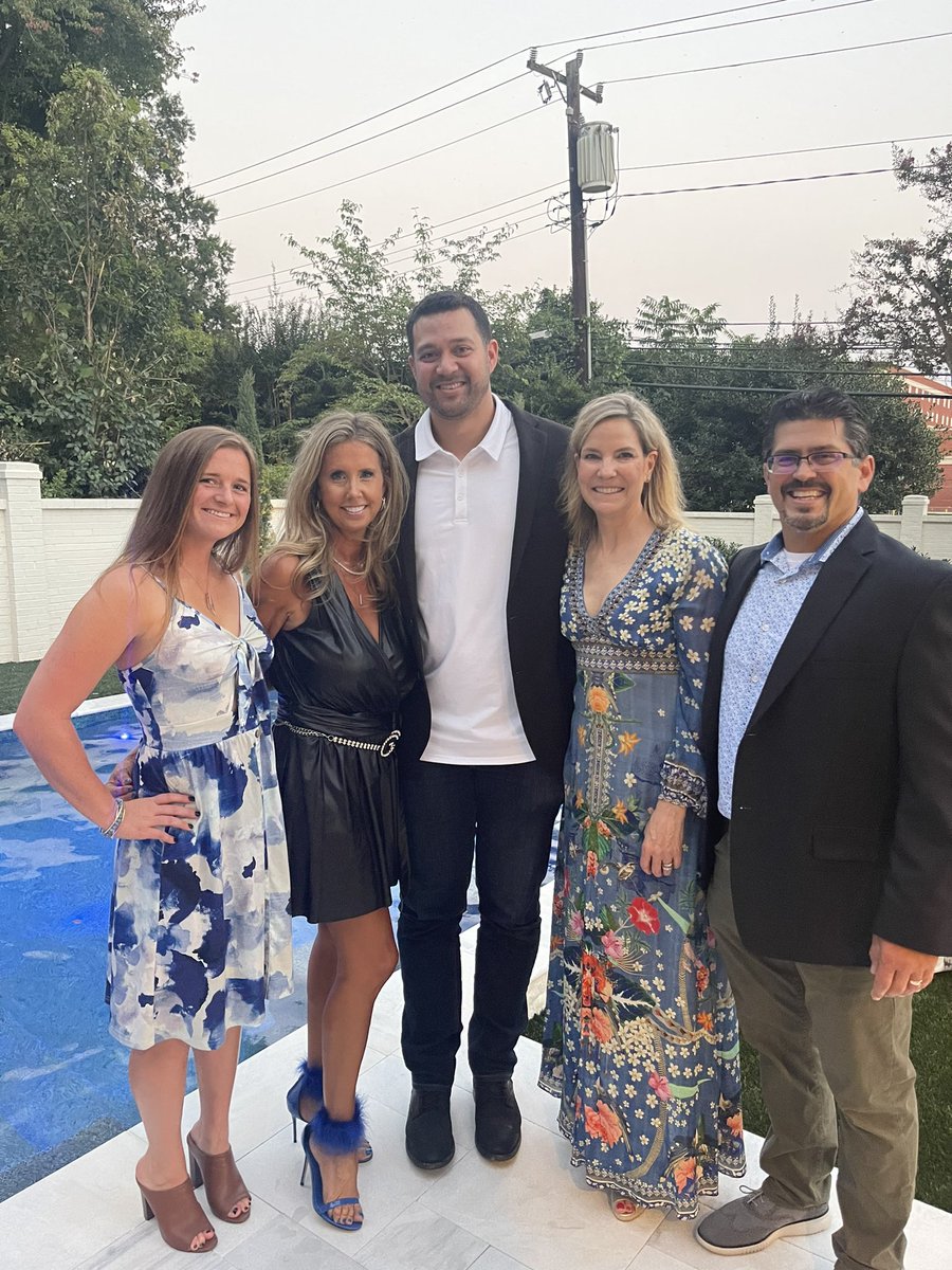 ApolloGroupLaw's tweet photo. CONGRATS 🎉 to Lance White for being promoted to PARTNER! We had a blast celebrating you!!! #lawfirmpartner #partynight #promotionday #partnersforever ⚖️ https://t.co/cLM6iXZe5G