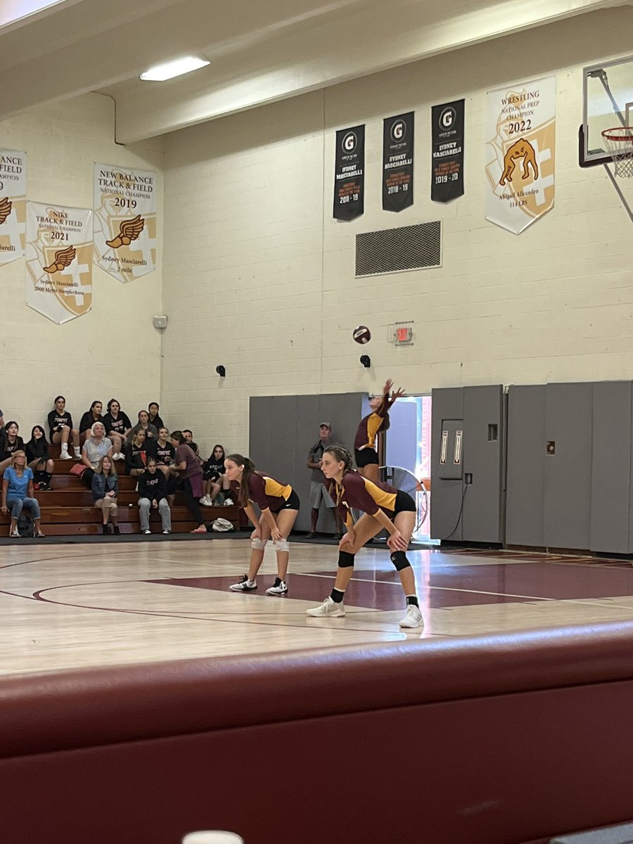 m_prep's tweet photo. #GVVOLL strikes back! With some stellar play from L. Conde ‘24 they win the third set 25-18!! #GoKnights https://t.co/8UHVDQyPj6