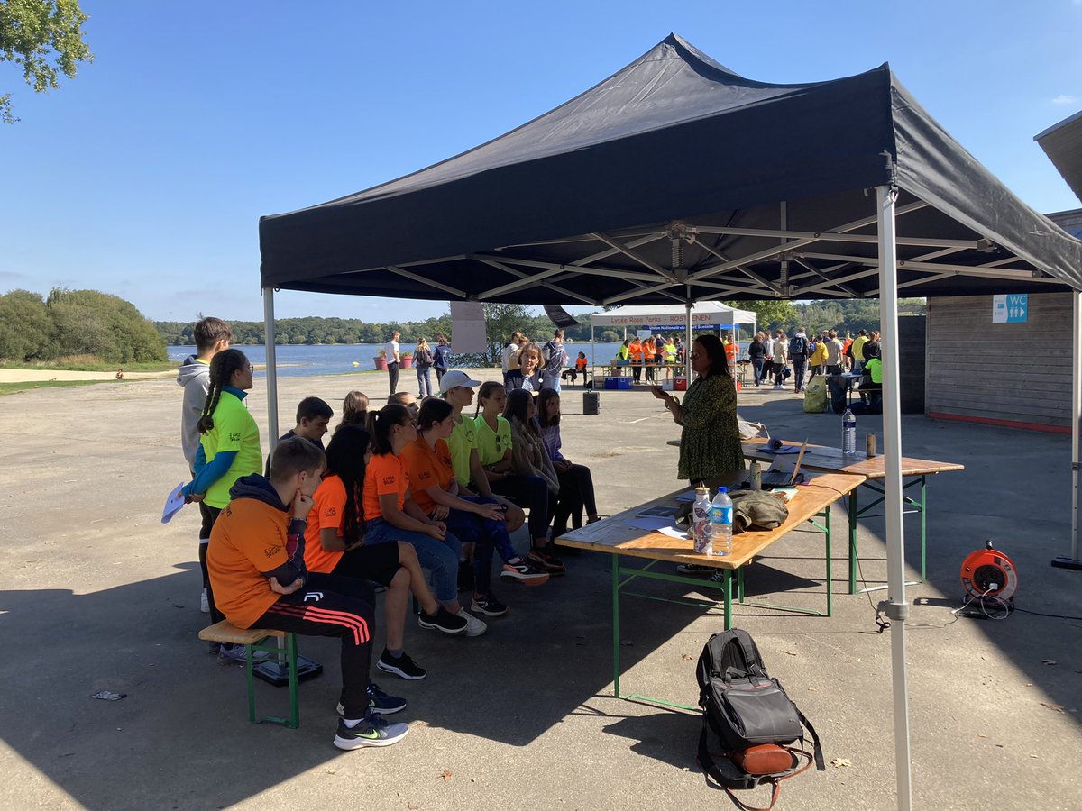 Une belle Journée Nationale du sport scolaire <a href="/jnss/">jnss</a> s’achève. Très bel engagement des élèves du LP Rosa Parks de Rostrenen qui ont organisé le projet issu du Séminaire CAVL/<a href="/unss/">UNSS_National</a> <a href="/acrennes/">Académie de Rennes</a> . On me dit dans l’oreillette que les jeunes reporters préparent une vidéo 😉