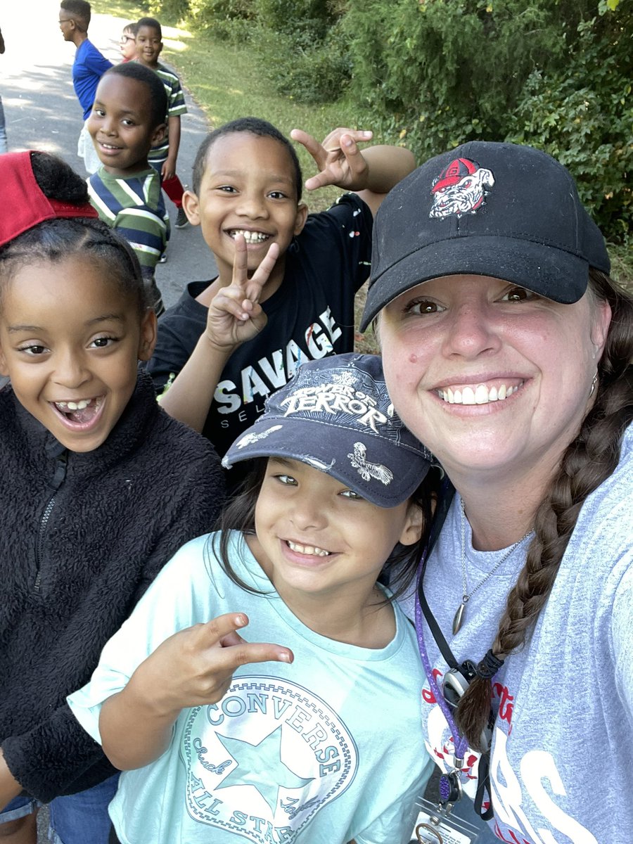 MrsFreemanLVES's tweet photo. Hay Day at @LVESCHOOL! #LLLT #NCSSBETHEBEST https://t.co/4aXucuxena