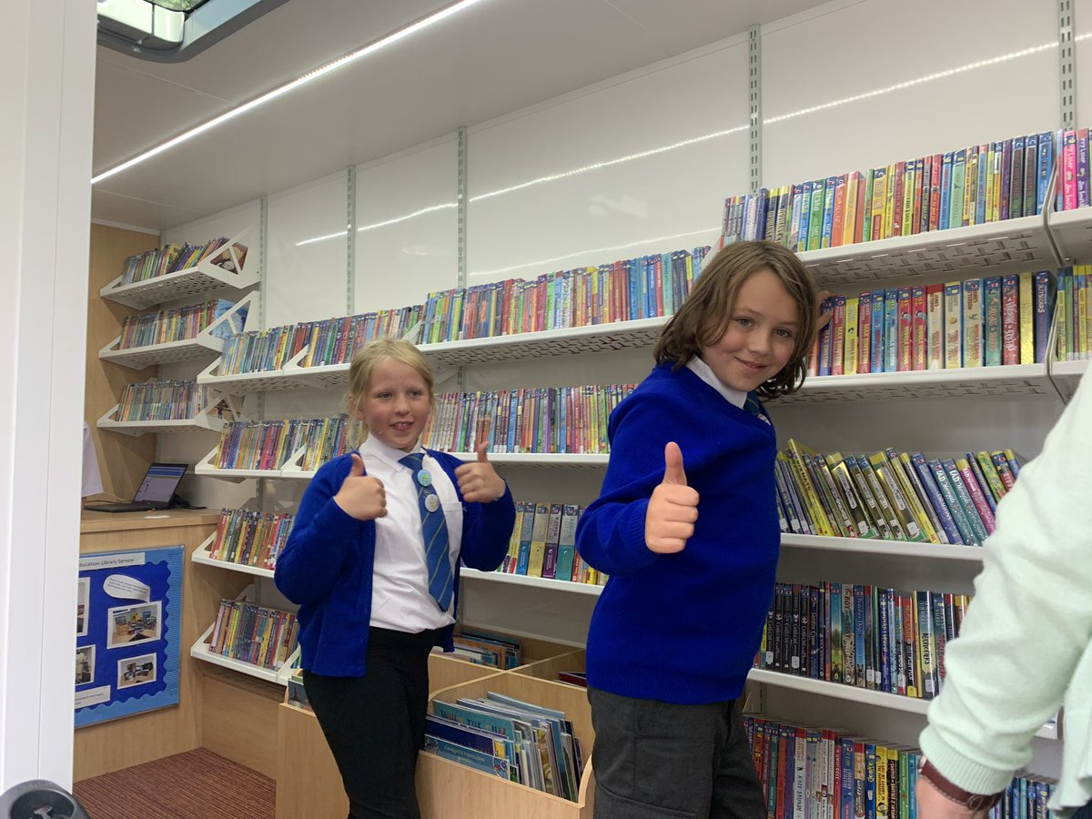 chacewatersch's tweet photo. An exciting visit from the library van yesterday. 149 new books added to our library! Our three reading champions were superstars and had a great time choosing new books. https://t.co/W2TDBAMvR9