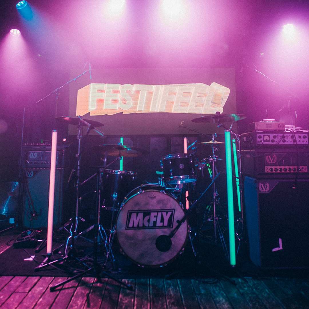 CoppaFeelPeople's tweet image. Our first #Festifeel in 3 years took place on Sunday &amp;amp; it's one we'll never forget. To our artists, supporters, volunteers &amp;amp; everyone who attended -  thank you. Shout out to @OmearaLondon for having us, @MetroUK for sponsoring us &amp;amp; @KrisPoB &amp;amp; @Fearnecotton for inspiring us 💕