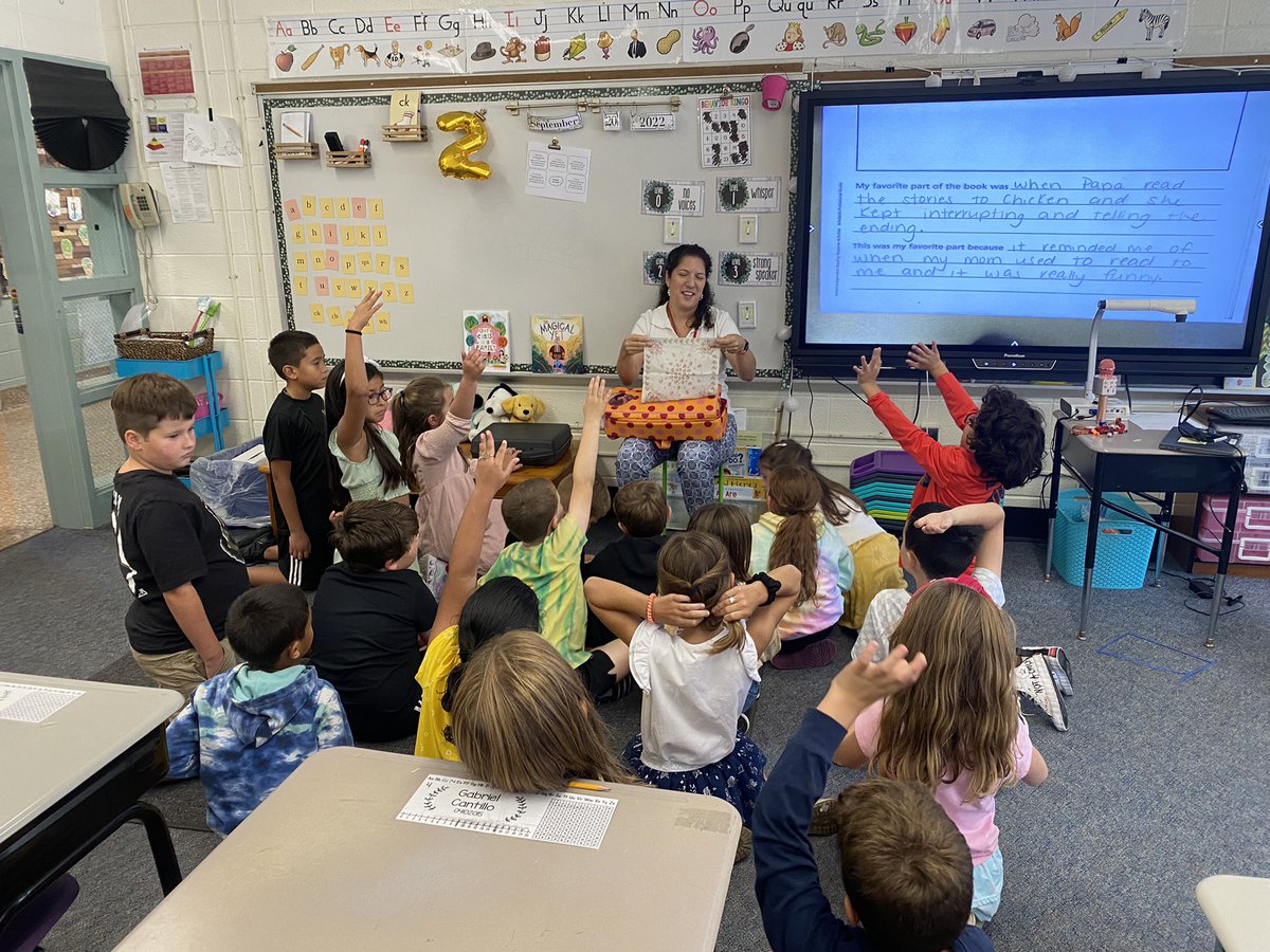 Mrs. Addesso & Mrs. Murphy (@addessomurphy) on Twitter photo In Social Studies we are learning about the past! We are so lucky that our very own <a href="/DianaEVining/">DianaEV</a> brought in artifacts for us! She taught us about history of dolls and let us use her typewriter when she was a kid! <a href="/MtView07836/">Mountain View School</a> <a href="/JOlsyn1109/">Jennifer Olsyn</a> <a href="/ZywickiR/">Dr. Robert R. Zywicki</a> In Social Studies we are learning about the past! We are so lucky that our very own <a href="/DianaEVining/">DianaEV</a> brought in artifacts for us! She taught us about history of dolls and let us use her typewriter when she was a kid! <a href="/MtView07836/">Mountain View School</a> <a href="/JOlsyn1109/">Jennifer Olsyn</a> <a href="/ZywickiR/">Dr. Robert R. Zywicki</a>