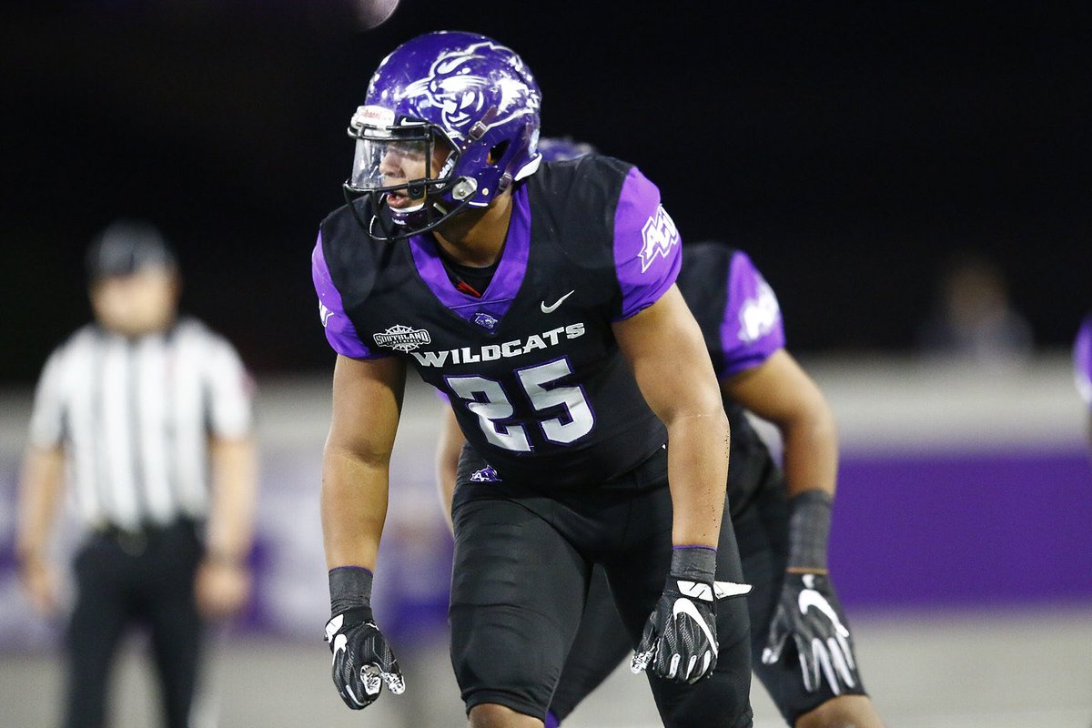 OatesIman's tweet photo. Blessed to receive my 3rd D1 offer from ACU!! @danwalo1 @JUCOFFrenzy @JuCoFootballACE @CoachCrissup https://t.co/BU4nKBFDLi