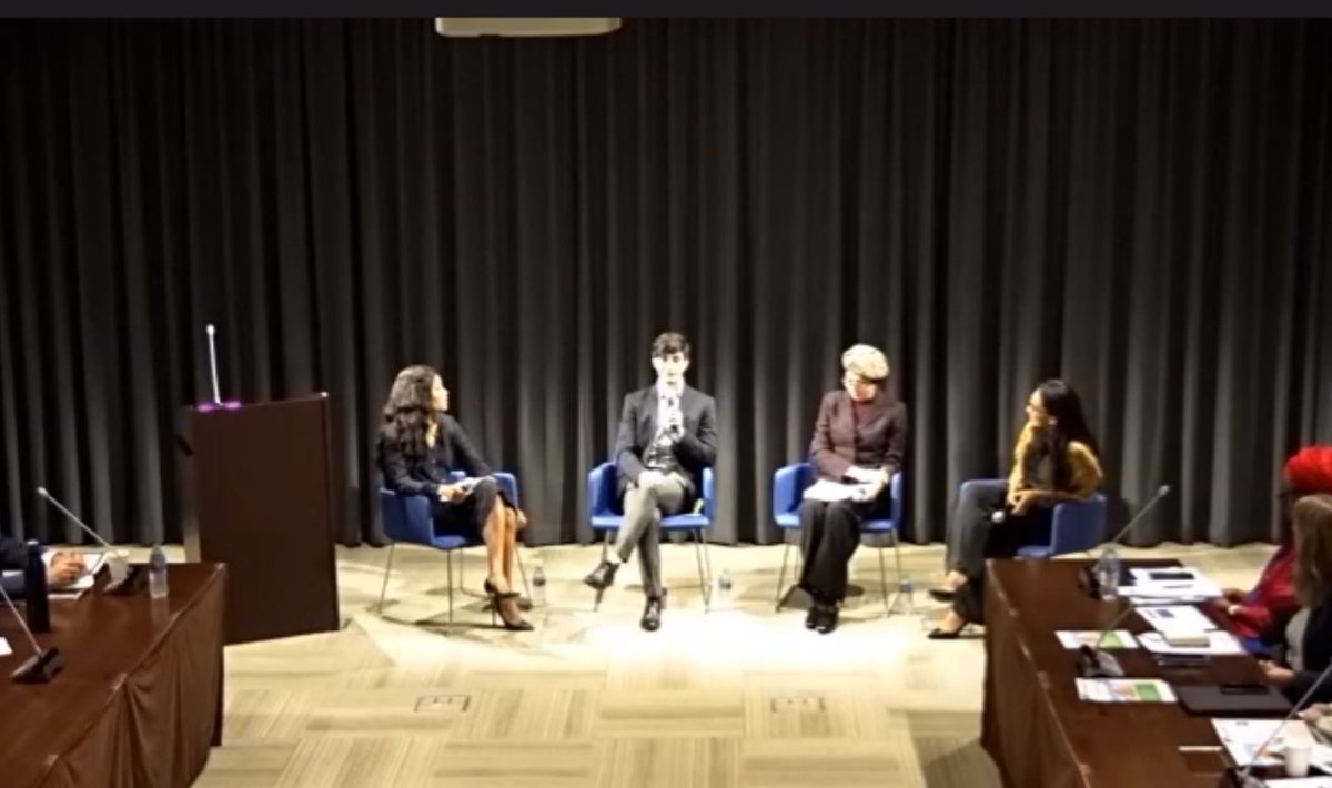 MayorsMigration's tweet photo. LIVE: @daniels_ugochi of @UNmigration kicks off an event on the sidelines of #UNGA with @GFMDMayors, @Canada, @OpenSociety, @francediplo, and @Presidencia_Ec to discuss ways to combat xenophobia and promote migrants' contributions in local communities. #ItTakesACommunity https://t.co/y0EZglpyLB