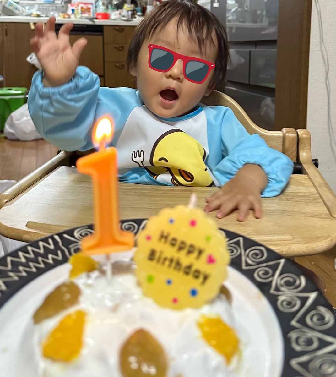 nnnri9's tweet photo. 今日は息子ちゃんの誕生日でした🥹💓
1ねん早すぎたあーーーー
私を母にしてくれてありがとう。
👨と👩のところに産まれてきてくれてありがとう。
愛してるぞおおおお！！！！！
パンケーキとベビーダノンで作った初めてのケーキは恐る恐る掴んで確かめながらゆっくりと完食してくれました😭👏 https://t.co/wrt8nGU2NP