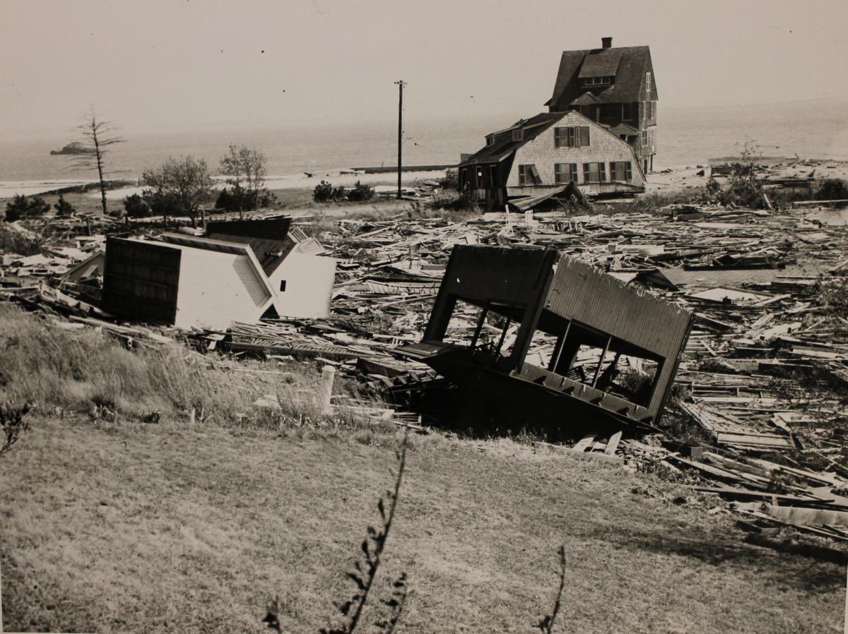 FerragamoWx's tweet photo. And that’s the story of the Great New England Hurricane of 1938. This took me about 1 week to assemble and prepare so if you read this far, it means a lot! This once in a generation hurricane was just truly incredible for so many different reasons.. https://t.co/LXpbbpQyoc