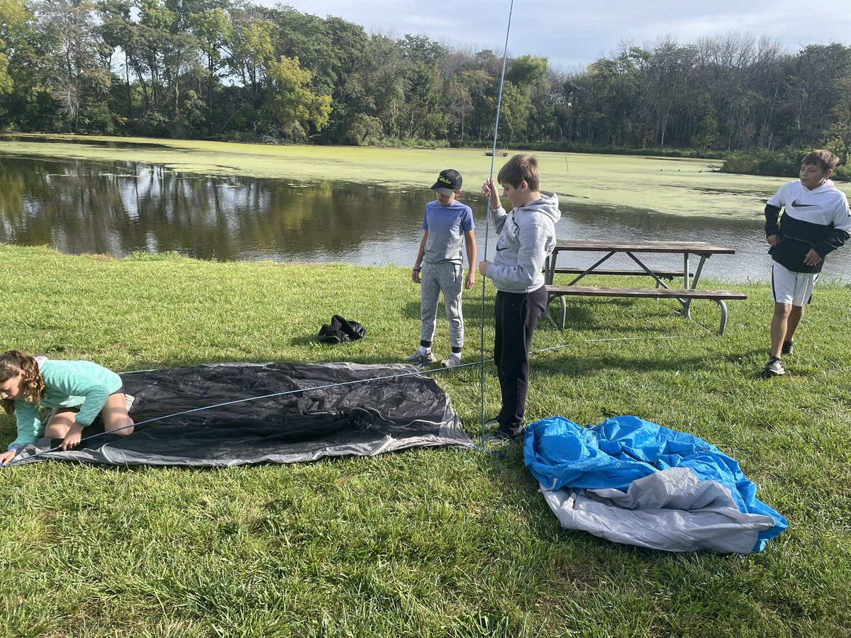 MrsKaylesWright's tweet photo. Starting to feel a little like fall this morning on day 3 of School of the Wild! 🏕 https://t.co/4MEbAFCAdt