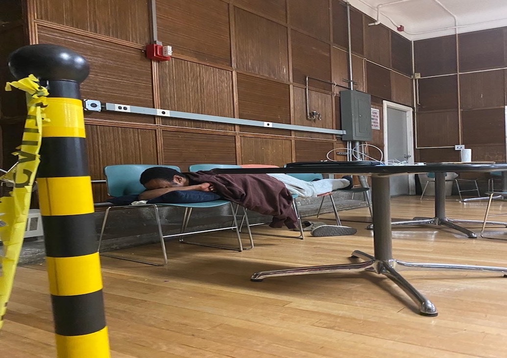 DatelineCuny's tweet photo. To Survive the Heatwave, Brookdale Residents Sleep in the Cafeteria https://t.co/zbgfbQriV1 https://t.co/YjiC31nnsz