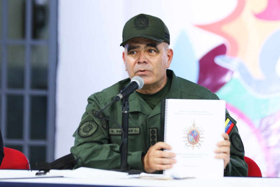 mineducacion_ve's tweet photo. ¡Escuelas más bonitas!

El gobierno bolivariano entregó totalmente recuperadas las escuelas “Pedro Vicente Núñez” y “Lya Imber de Coronil” en el estado Miranda, donde las Bricomiles suman 400 planteles transformados para el bienestar colectivo y la alegría.

¡Gracias, equipo! https://t.co/PrS4wfY0NQ