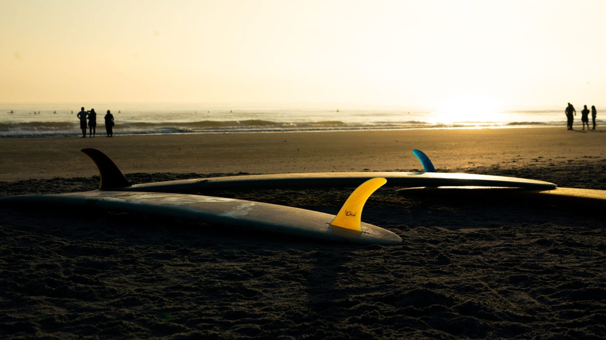 Cleanlinesurf's tweet photo. South swells will bring warmer weather, and North swells will bring chillier conditions. You won’t want to miss out on epic barrels or perfect ankle bitters any time of year.

East Coast Wetsuit Guide Part 3: South East Coast
https://t.co/NCXXDByQ8P https://t.co/4DK2sb6Kxl