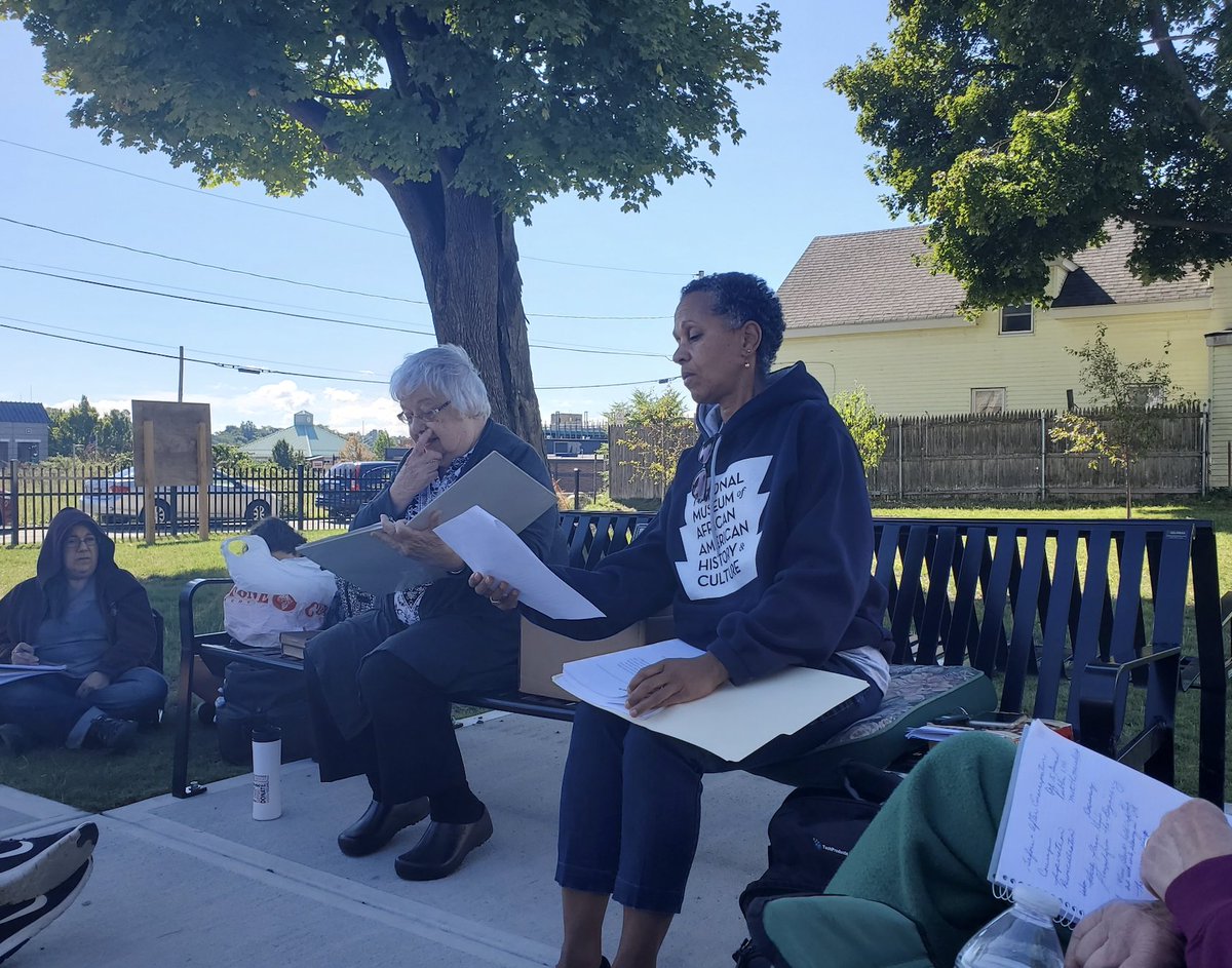 FitchburgStGCE's tweet photo. Simone Blake and Danette Day took their Adult Learning in the Fitchburg Area (ALFA) students to the city's Abolitionist Park for the course they are teaching on local abolitionist history.

For more information about ALFA visit, https://t.co/9E76Hmf9Hy. https://t.co/JTCY7LsMW7