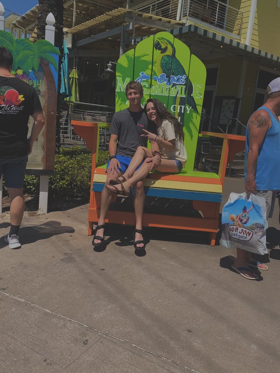 brilovesu1432's tweet photo. #NewProfilePic #panamacity2022 #dickslastresort #vacation https://t.co/ZQTIoRKGLC