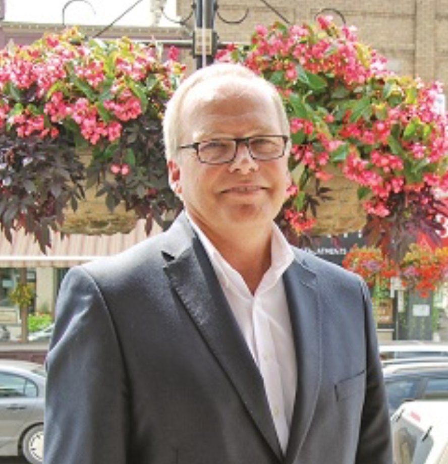 DanielforAurora's tweet photo. ***Endorsement Alert***
Thank you for the endorsement Tom Plamondon. Resident, Chair: Committee of Adjustment, Property Standards Committee, Aurora Appeals Tribunal. #ward2 #ResultsforResidents https://t.co/eKkcUFJDTS https://t.co/EQ6QcCeYVV