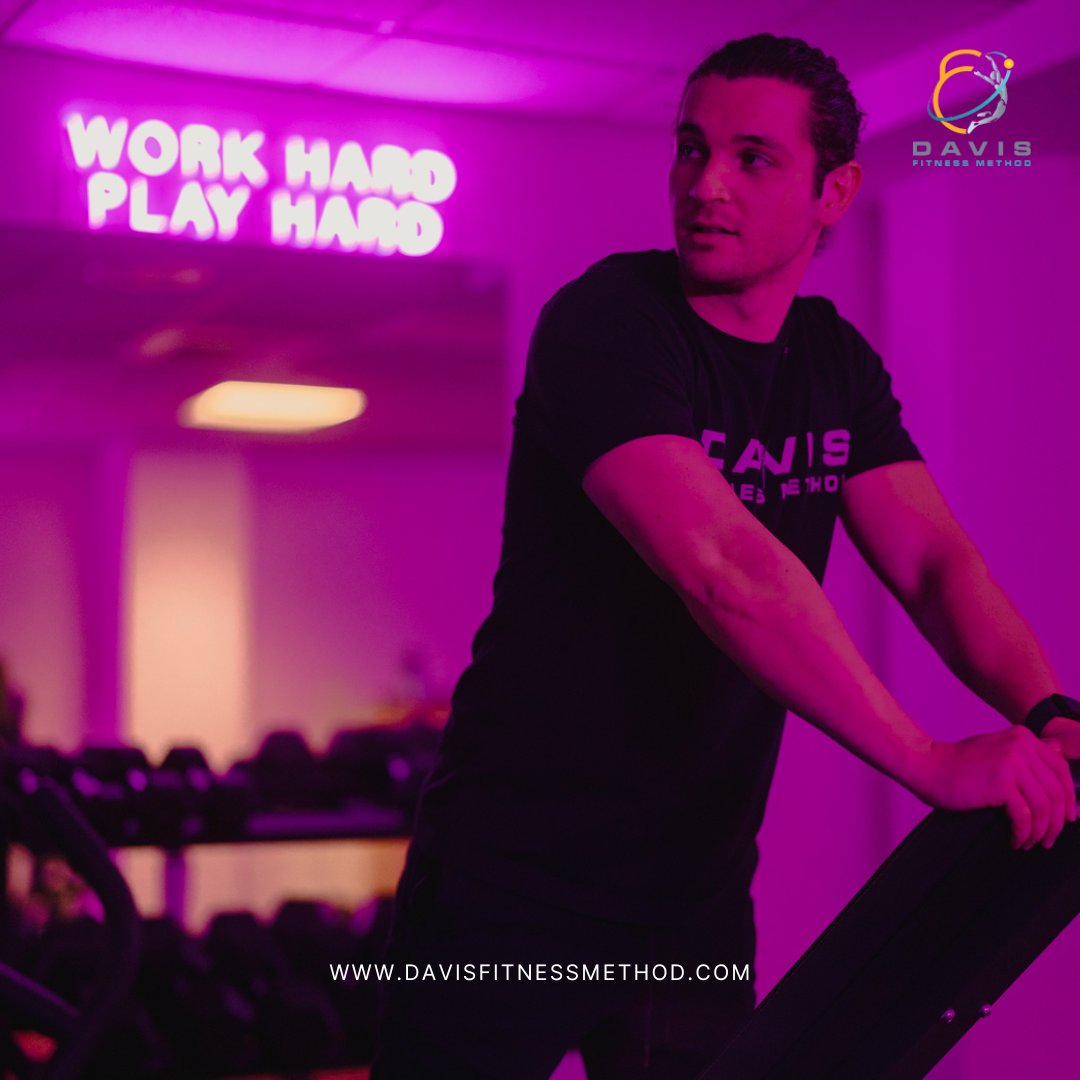 davis_method's tweet photo. You have to be better than the person you were yesterday.
#DavisFitnessMethodgym #fitness#workout #fitbodybuilding #motivation #fitnessmotivation #training #gymlife #gymmotivation #muscle #fitfam #lifestyle #healthsport #selflove #personaltrainer #health #healthyliving https://t.co/SLEH9YkNOg