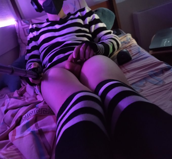 This is my favourite lighting. #Femboy https://t.co/YCICdfPChb