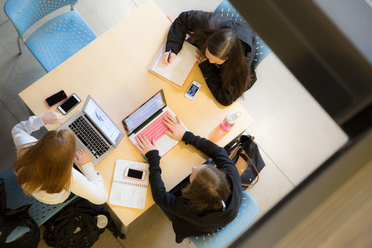 The UO Data Science degree program offers nine domains of emphasis, including biology, earth sciences, physics, and sociology. New this fall is music technology! Learn more about our degree program fal.cn/3s5f0 #uodatascience