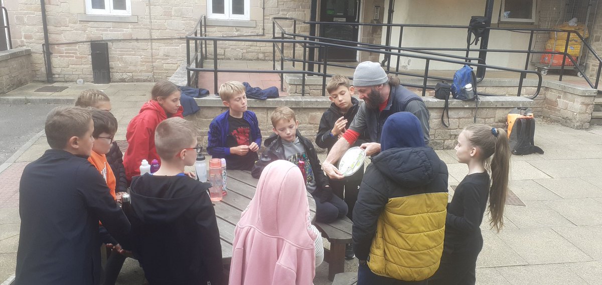 OrdsallSchool's tweet photo. It's #orienteering for @Year6OPS as they learn all about #maps #symbols and #findingyour way https://t.co/tPH31UvTJj