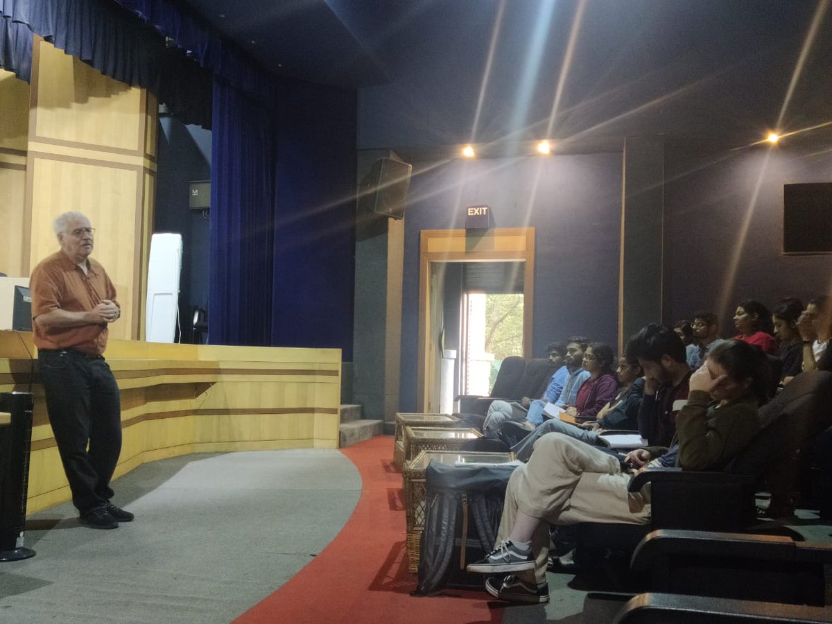 BVIEERpune's tweet photo. Professor Dr. Karl Schneider, faculty at Institute of Geography, @UniCologne, a joint collaborator of BVIEER delivered a talk on Introduction to Urban Climate modelling with ENVI-met #urbanmodel #ClimateEmergency #environnement #EnvironmentalSustainability https://t.co/UqbVJVAAPK