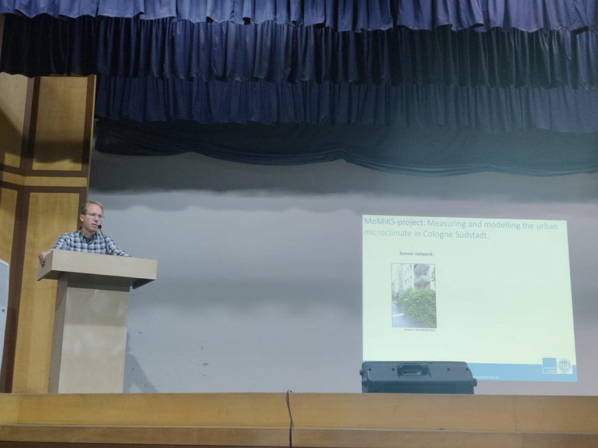 BVIEERpune's tweet photo. Professor Dr. Karl Schneider, faculty at Institute of Geography, @UniCologne, a joint collaborator of BVIEER delivered a talk on Introduction to Urban Climate modelling with ENVI-met #urbanmodel #ClimateEmergency #environnement #EnvironmentalSustainability https://t.co/UqbVJVAAPK
