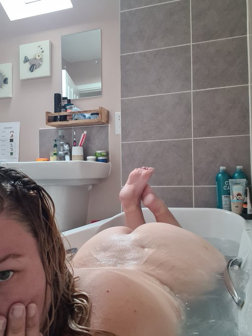 cum see my page 😉 👇👇 https://t.co/tqSHUbSYrH https://t.co/8eIEHaWIHe