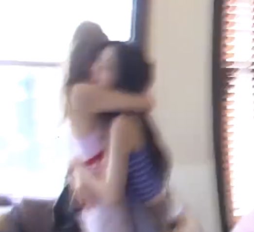 shiningryuna's tweet photo. just because im down bad…

2shin hugging each other— a thread https://t.co/KFUA2b5E2Z