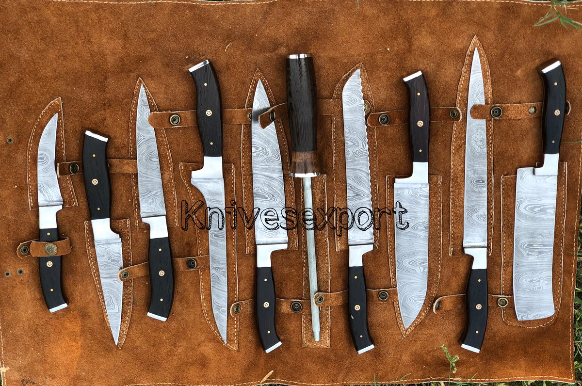 drknivespro's tweet photo. Custom Handmade Damascus Steel professional kitchen set 

FOR-SALE With Leather Roll kit !  Place Your Order Here By Dm Us 

#usabbq #usachef #knivesforsale #texashunting #kitchenset #damascussteel #knives #chef #knife #chefknife #chefset #knivesexport #knifelife #bbq https://t.co/C3wEujcBWL