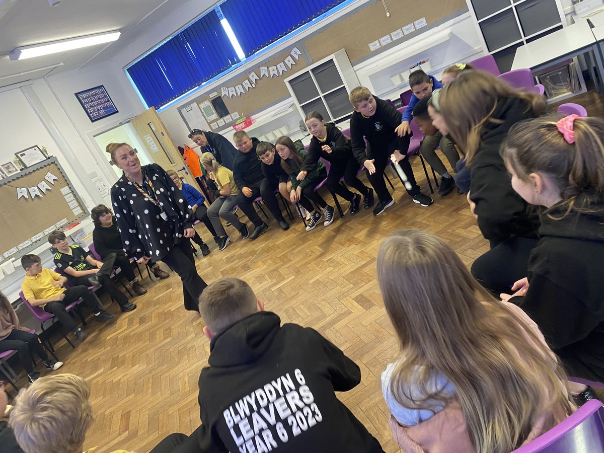 portmeadp's tweet photo. A fabulous health and well being session with Mrs Mathews from @bishopgore #HWB #pmdpy5 #pmdpy6 https://t.co/7oLeKw8RdT