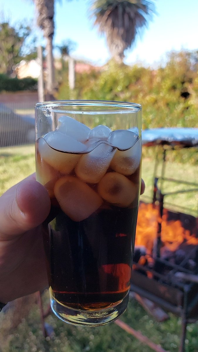 FatrabitZA's tweet photo. #hungrylikealion #drinks streaming will commence tomorrow possible mw2 gameplay https://t.co/AHdmpBkSRo