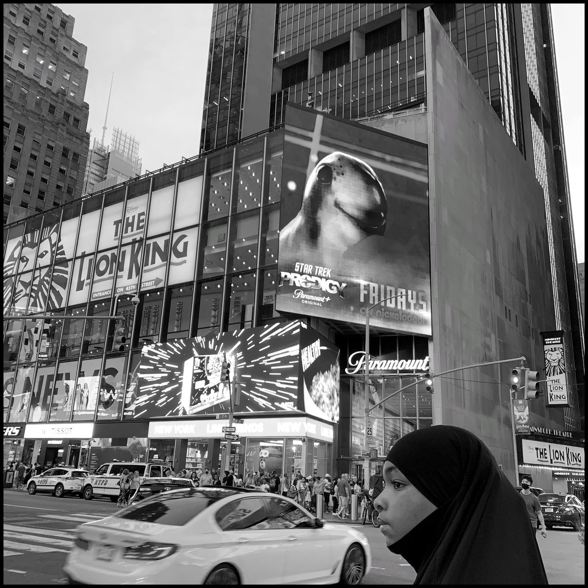 maquigrafia's tweet photo. Women.
.
.
.
Photo: @AvilaSimpson / 2022 #blackandwhite #woman #blackandwhitephotography #newyork #newyorkcity #uspeople #everydayeverywhere #youngwoman #instatravel #maquigrafia #alvaroavilasimpson #natgeo #usa🇺🇸 #corner #light #cornerphotography #shootiniphone #fullframe https://t.co/FTcry7kyAq