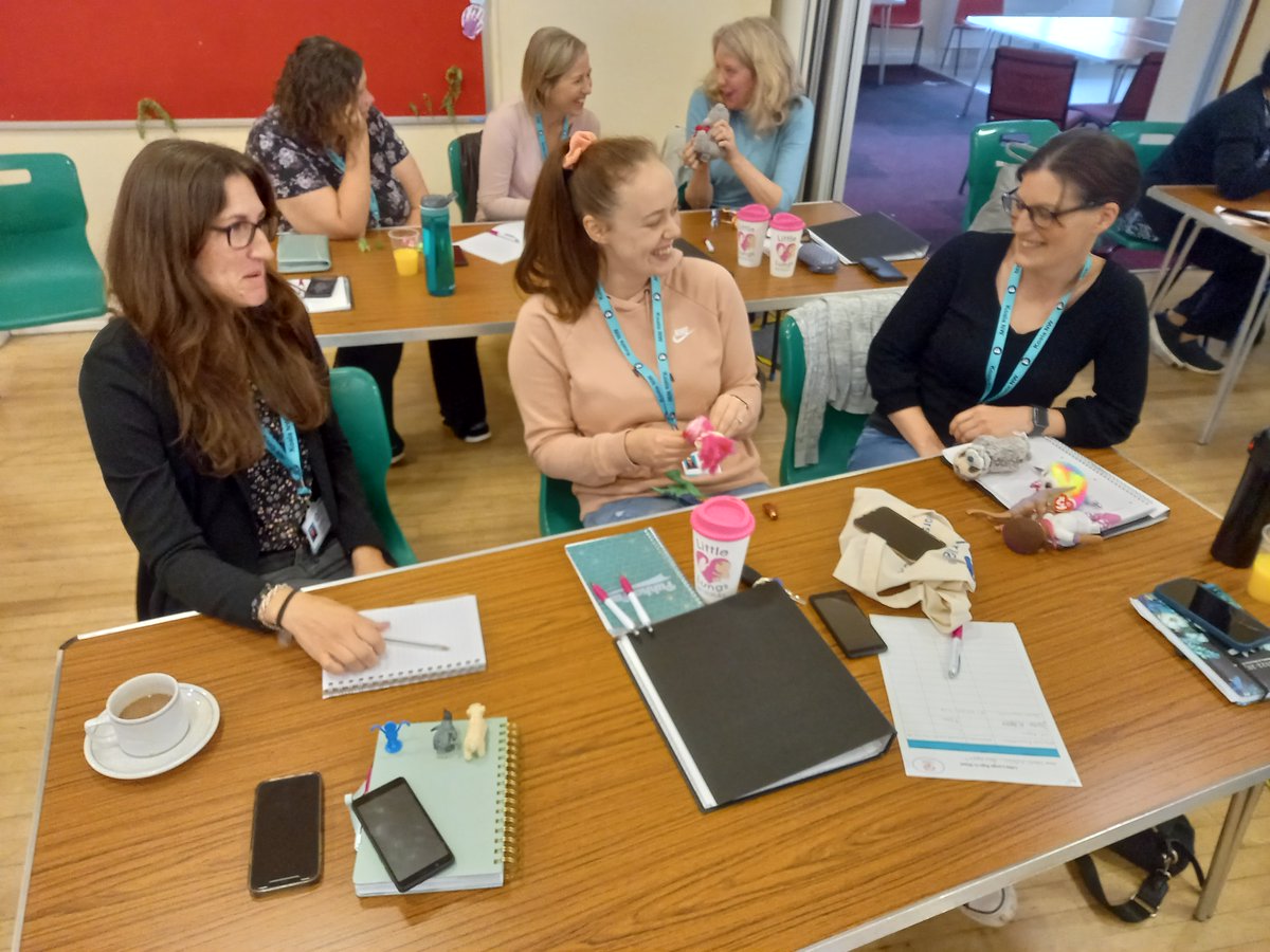 LittleLungsWirr's tweet photo. Another great day training this fantastic bunch - Thank you to Wirral Multicultural Organisation for hosting and providing wonderful food π€©#wirralmulticulturalorganisation #koalanorthwest #Involvenorthwest #beewirral https://t.co/IctwsT042U