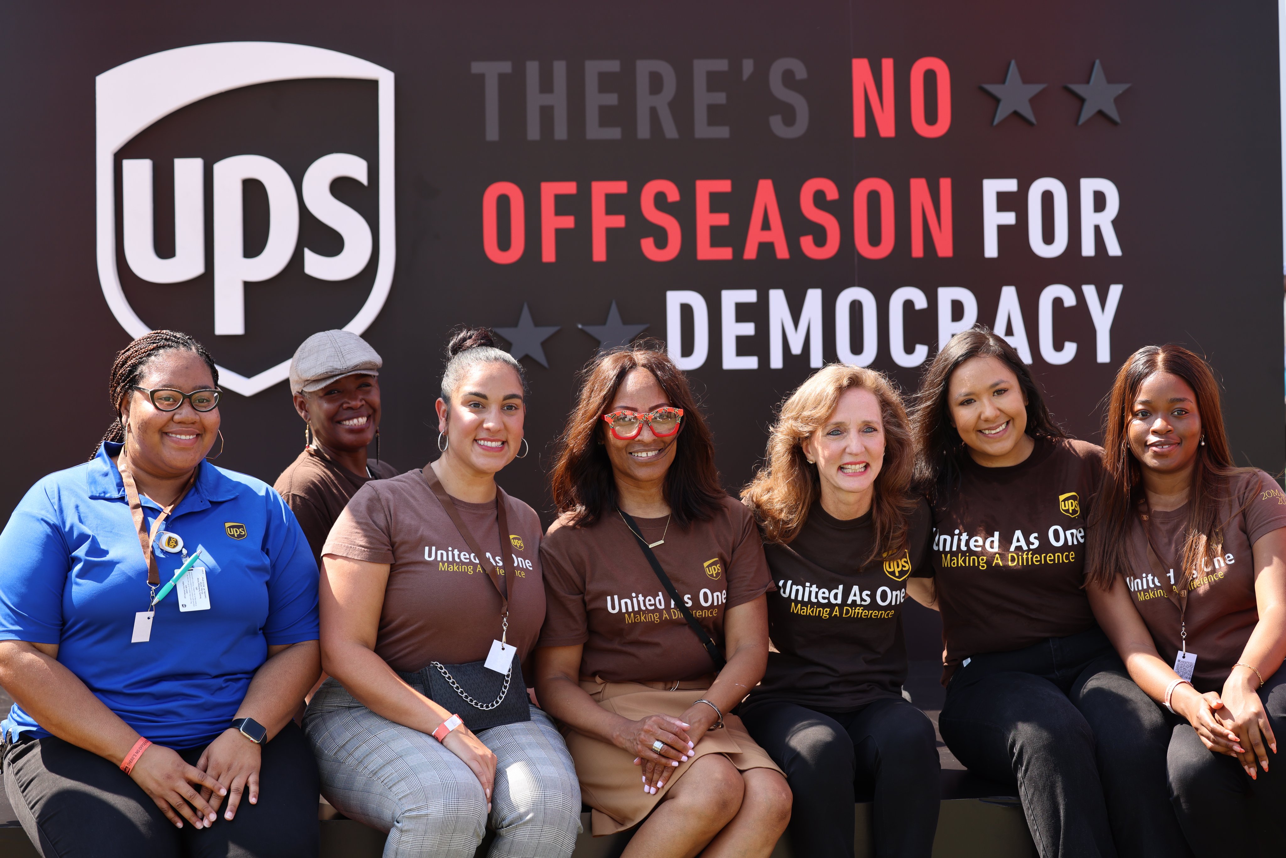 Ups Directory Employee 52 - tyey7p2