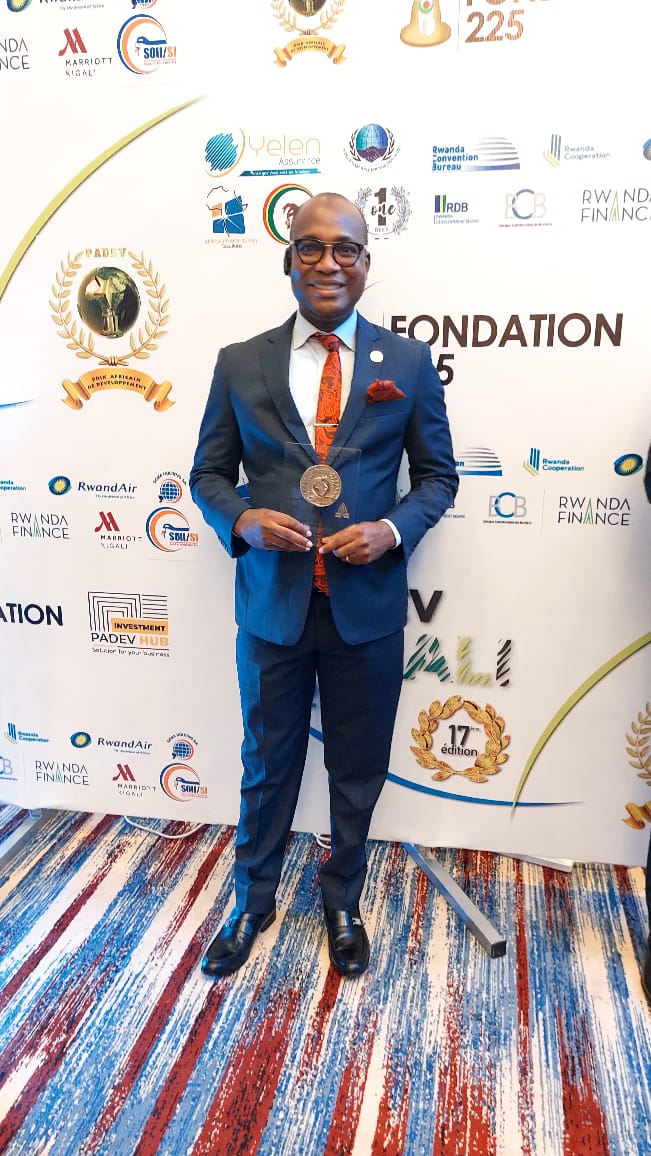 saertogo's tweet photo. SAER-TOGO adresse toutes ses félicitations à KYA-ENERGY Pour le prix reçu à KIGALI.
LinkedIn : https://t.co/yIHHS5S0mF
Facebook :
https://t.co/MwKlsX3p1m

#kigali 
#padev
#forumeconomiqueafrique https://t.co/xKRboYKXdB