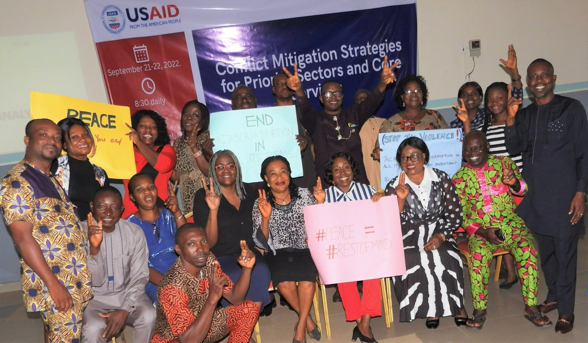 State2StateNGR's tweet photo. #InternationalDayOfPeace
Our Ebonyi team's organizing a Conflict Mitigation Strategy training for health, education, WASH & public finance management agencies in the state. They will also be equipped with proven, practical tips for resolving conflicts. #usaidstate2state #PeaceDay https://t.co/UPqs7KWv2g