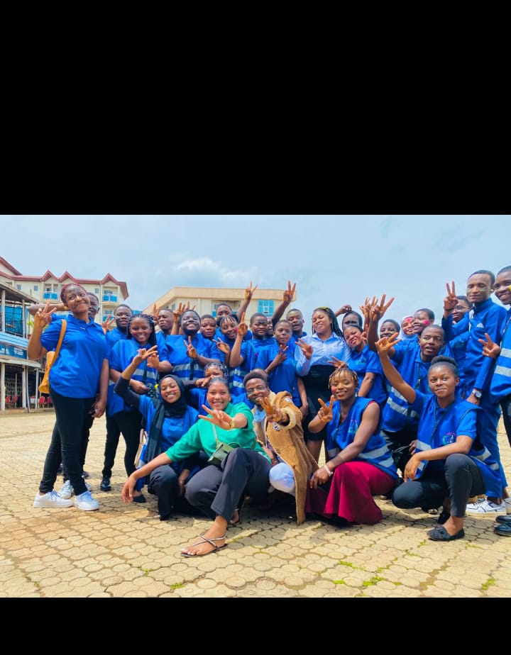 maibrenda1's tweet photo. Peace is possible
#peacefitwork
#peacewithoutcolors
#Actforpeace
#EndRacismBuildPeace
@DefyhatenowWCA 
@GLOBALVISIONAR5 https://t.co/won3AVEaIA