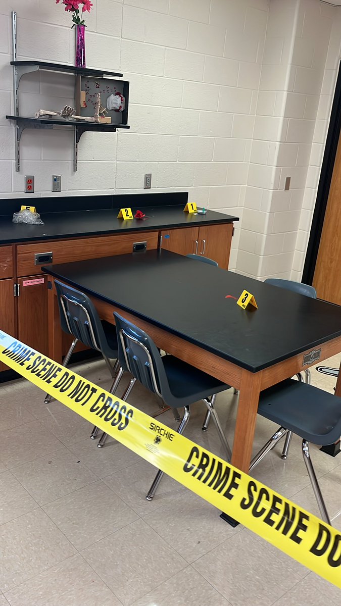 WinkelmannSara's tweet photo. Students learning how to sketch a crime scene in forensics today! Tomorrow they will do a final sketch with exact measurements and datum points! @JerseyVillageHS @jvhsprincipal https://t.co/NBp3jF93VD