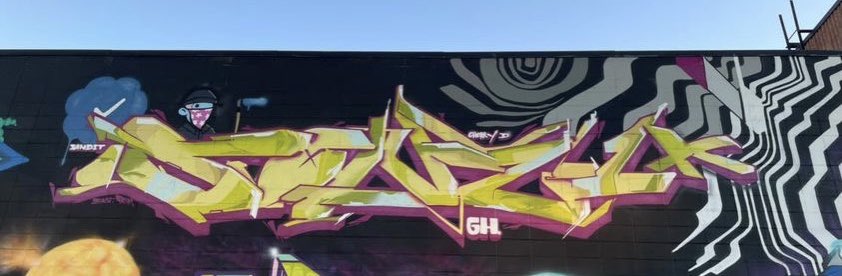 Sonz1_'s tweet photo. Always a good time to get out &amp; paint with about 30 other writers. Got to put up @doodle2691 Doodles. 
Thanks Bandit 💥.
@doodles #Bandit #Bluechip #Doodles #Sonz1 #Looppaint #graffiti https://t.co/6HbwR0IXP4