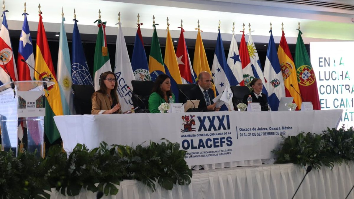 Contraloria_gt's tweet photo. El Dr. Edwin Humberto Salazar Jerez, Contralor General de Cuentas de la República de Guatemala 🇬🇹 participa en la XXXI Asamblea General Ordinaria de la @OLACEFS_oficial que se lleva a cabo en Oaxaca de Juárez, Oaxaca, México 🇲🇽
#AsambleaOLACEFS #31AsambleaOLACEFS https://t.co/r8D7rGJN5H