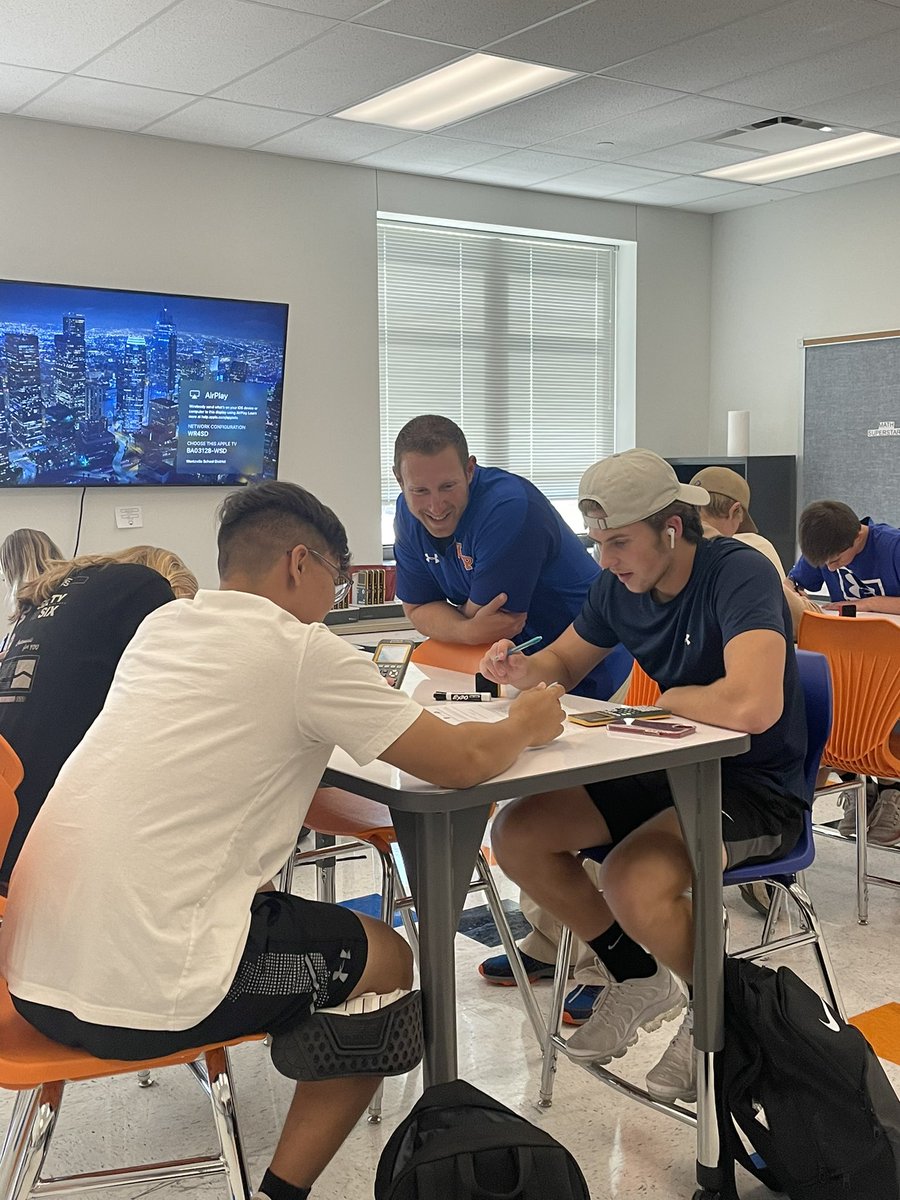 Dr_Shelmire's tweet image. Thank you to all of our staff who participated in our #NPObserveMe day yesterday!!!  Loved seeing all the activities and student engagement!  #BetterTogether #LearningFromOneAnother 🧡💙