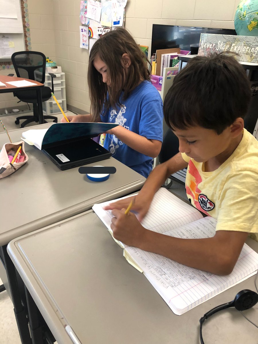 ms_aklamo's tweet photo. Few things make my teacher 💙happier than kids begging for more writing time! @WilsonElem #WeAreFHSD https://t.co/aD6adTbqsG