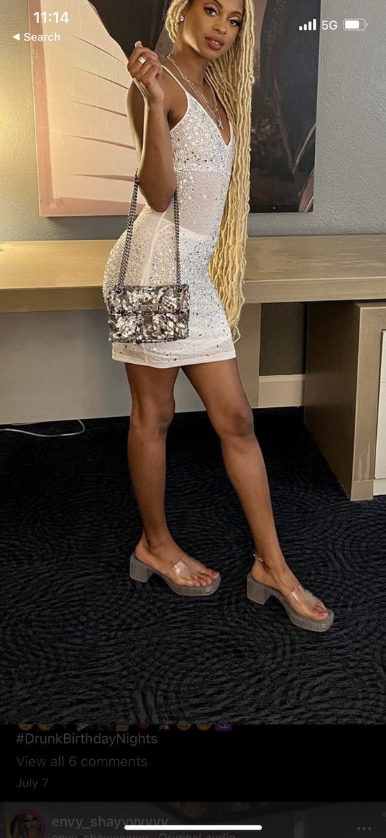 TheOnly_jessyy's tweet photo. SIZEEEE 30 benarddddd get your long feet ass on somewhere girl https://t.co/U02W4RdYOj