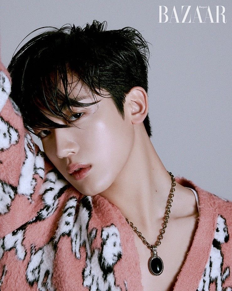 _anniecs's tweet photo. HAPPY BIRTHDAY KIM YOHAN 💗🎂
#KimYohan #Wei #happyyohanday #HappyBirthdayYohan https://t.co/jGUegfs7H4