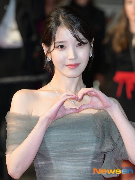 Jigeum051693's tweet photo. Heart heart π«Ά
#soou
#LeeJiEun #KimSooHyun https://t.co/bf8u4sA2Np
