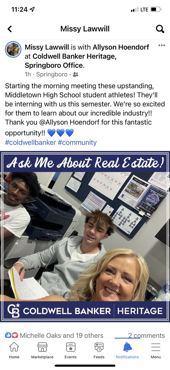 aturnermhs's tweet photo. These @MHSMiddieTweets @MiddieCareers students are your future real estate agents! 💜🤍❤️#MiddieRising #RealEstate @MiddletownOH https://t.co/MsSdpZKNOZ