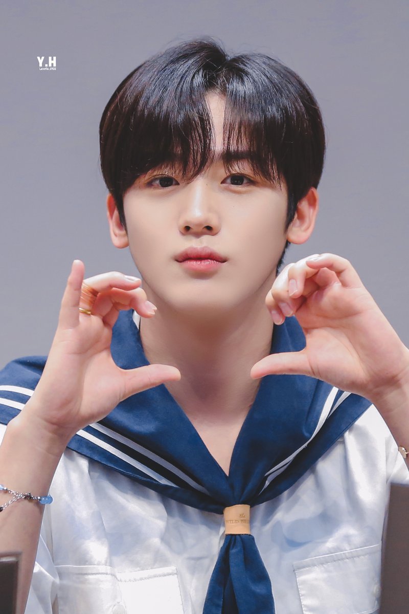 Lovefix_0922's tweet photo. 오늘은 요한이날~! 🎈♥️

#김요한 #요한 #yohan #KIMYOHAN #ヨハン #キムヨハン #WEi #위아이 @WEi__Official

#HAPPYYOHANDAY
#원앤온리_올라운더_요한이의_생일을_축하해 https://t.co/7WZVK7iJE9
