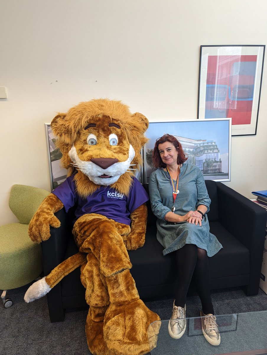 Important discussions today with our special #welcomeweek guest #reggiethelion @KingsIoPPN @KingsCollegeLon @YourIoPPN