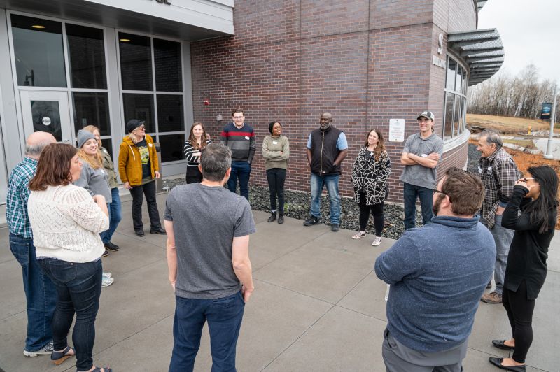 urbanruralact's tweet photo. Happy International Day of Peace!
This is peacebuilding in action: Community members convened on 4/30/22 in Duluth, MN with @northspan to increase civic participation, particularly among historically marginalized communities
#PeacebuildingInAction @AfPeacebuilding https://t.co/YOo4GPQDAU