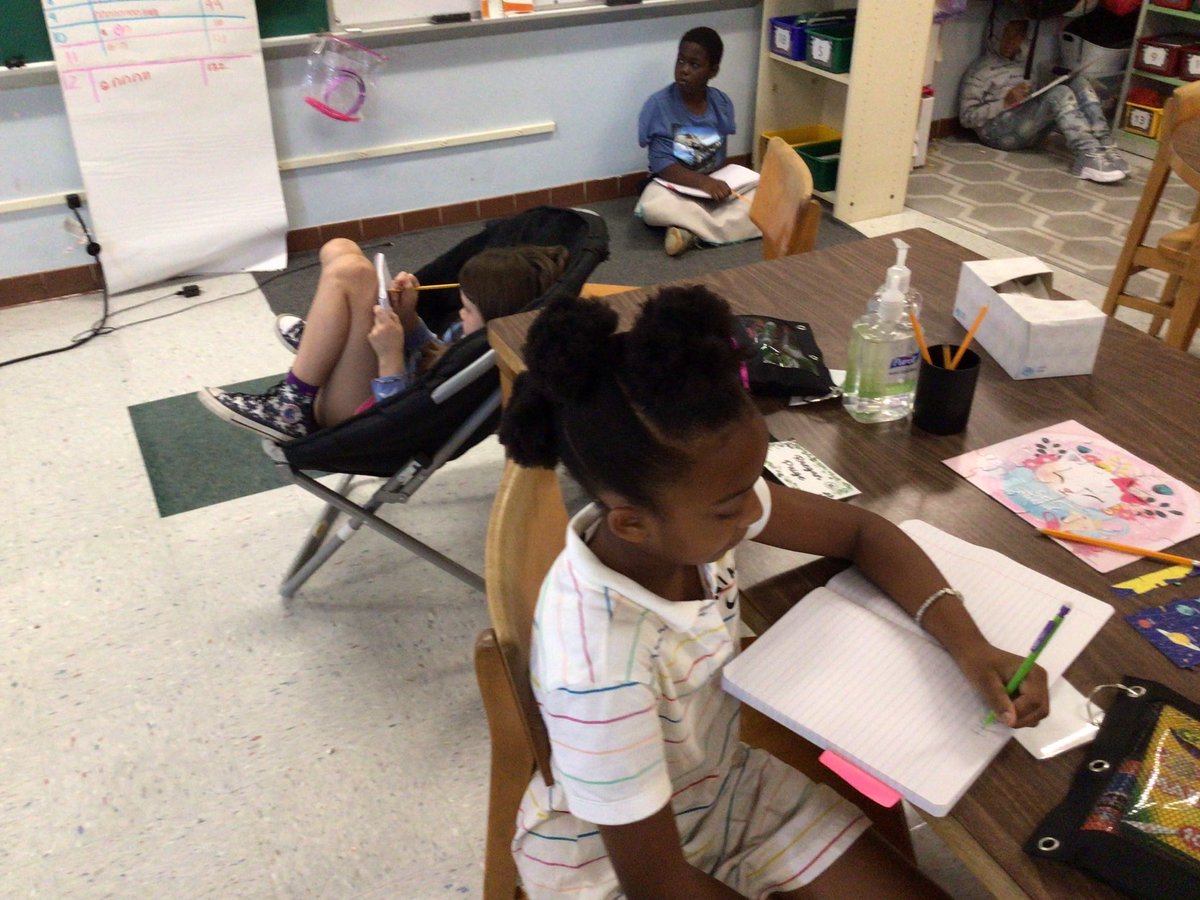 Writing about animals from the animals point of view!
#writingin4thgrade
#mynameisalexthenewtweeter
@Ashtyaddi 
<a href="/psd/">Paul Downey</a>
<a href="/dr_aaron1906/">Montize Aaron</a>